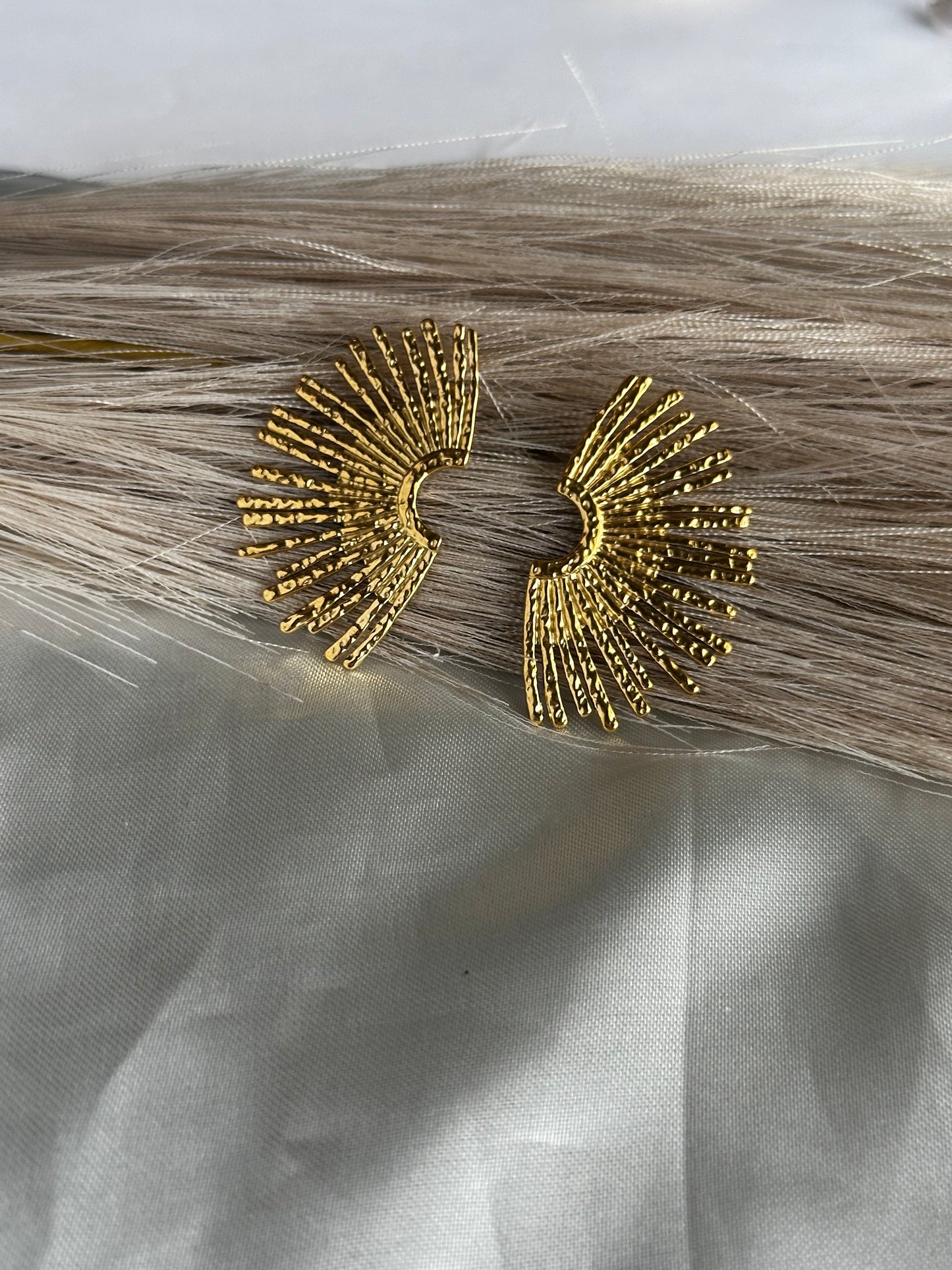 Sol earring