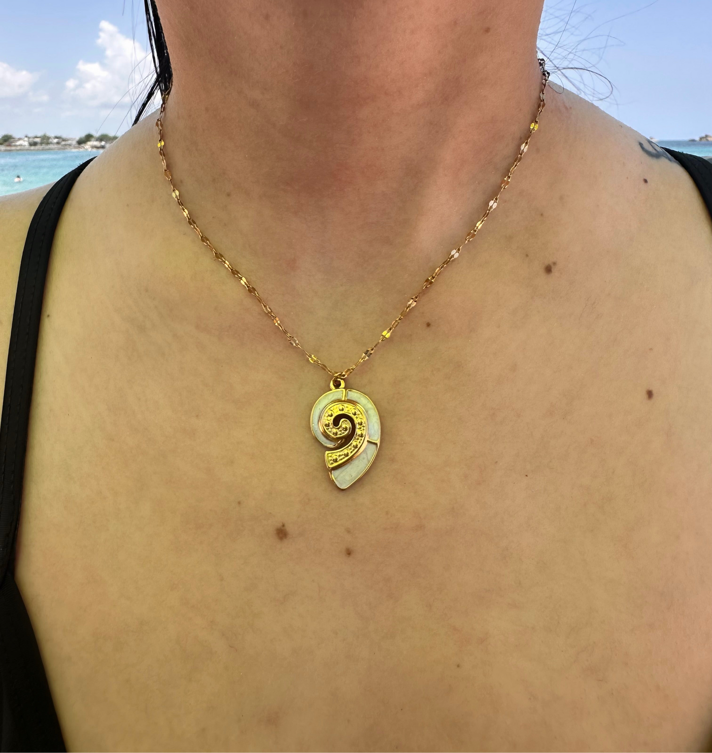 Karolina necklace