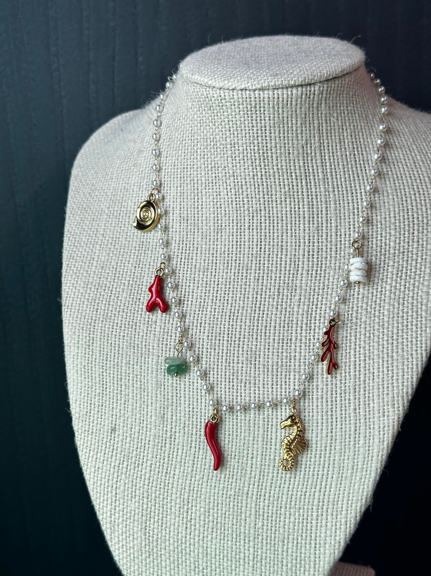 Arena necklace