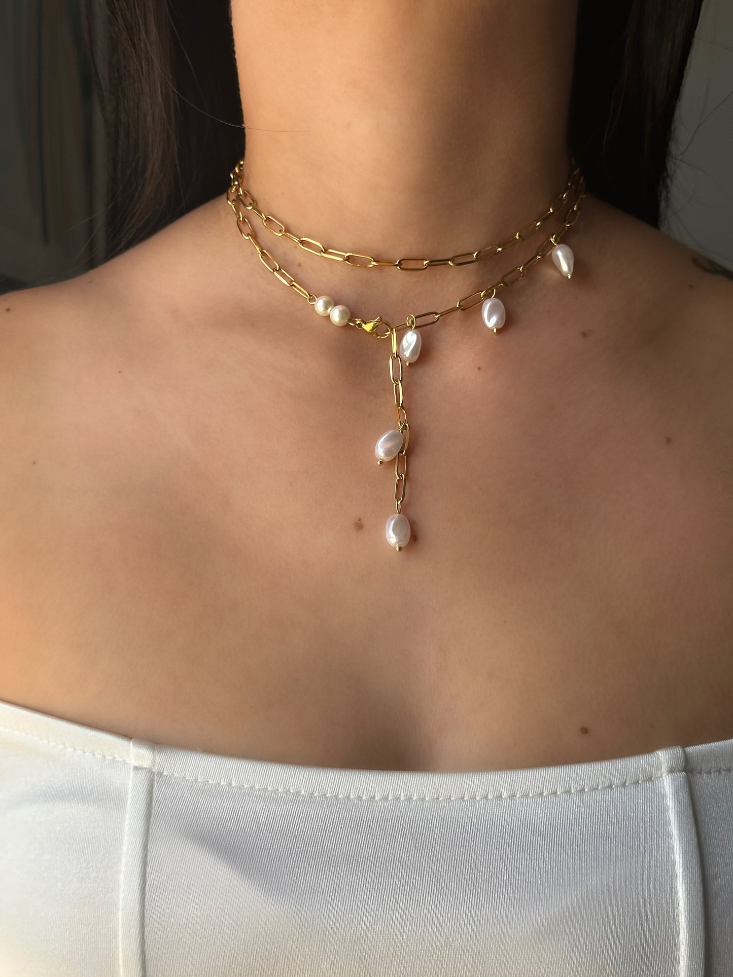 Perlas necklace
