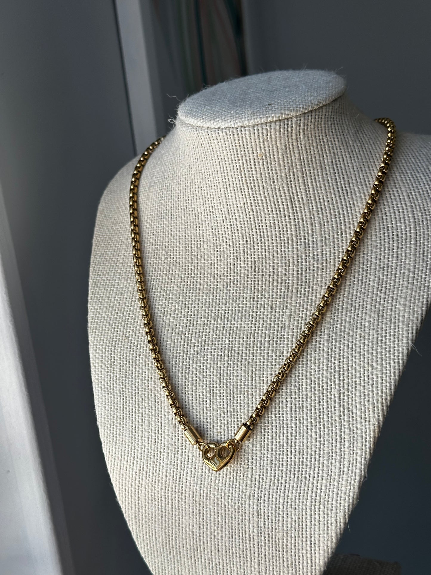 Reina necklaces