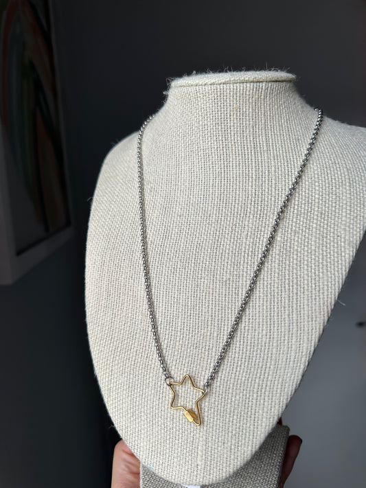 Start necklace