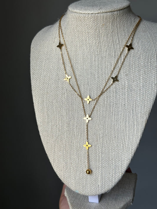 Bella necklace